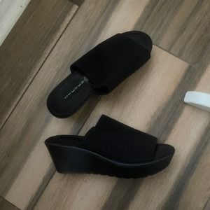 Steven By Steve Madden Black Platform Wedge Sandals